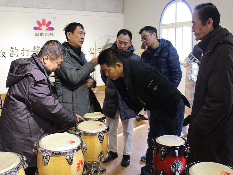 2018年1月中国民族打击乐学会年会全国峰会专家来鼓韵参观-2.JPG